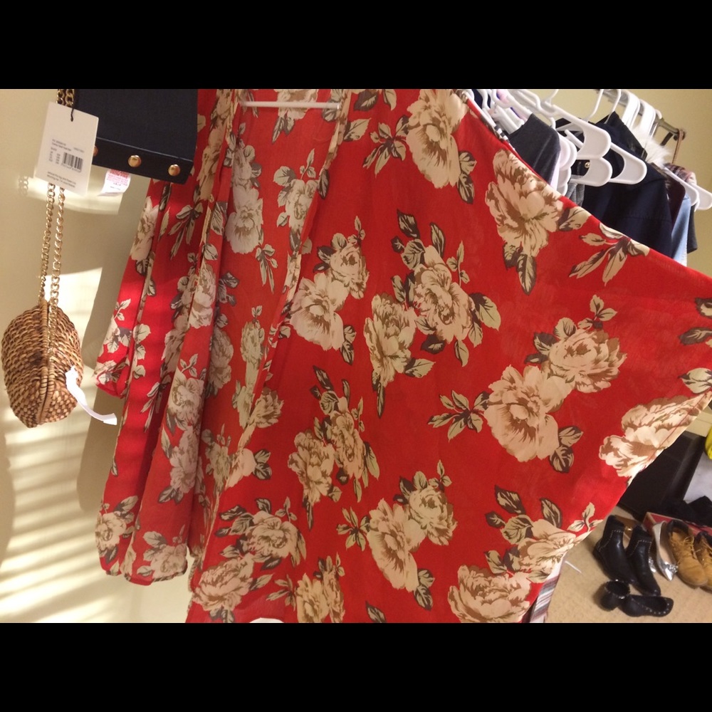 Flowery kimono